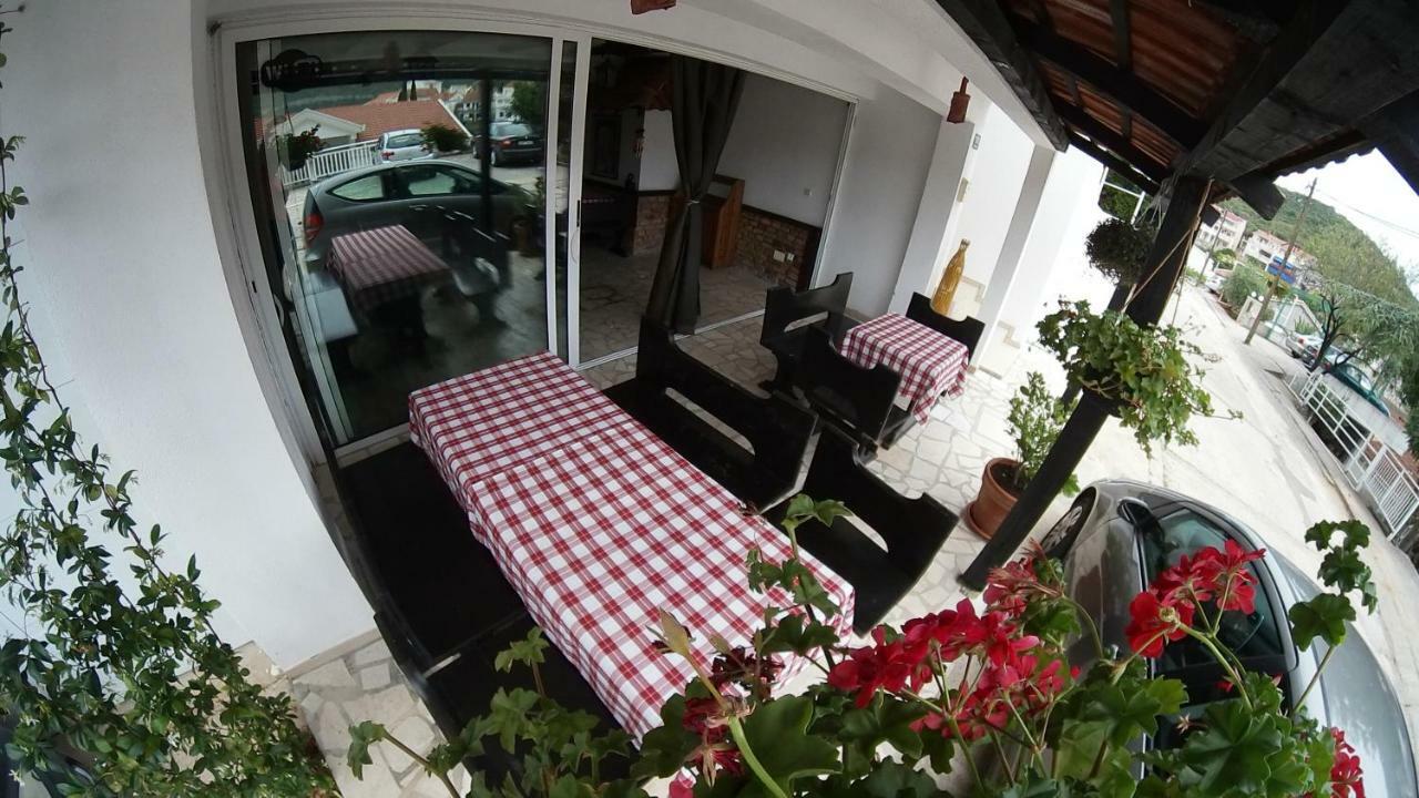 Villa Piccolotti เนอุม ภายนอก รูปภาพ